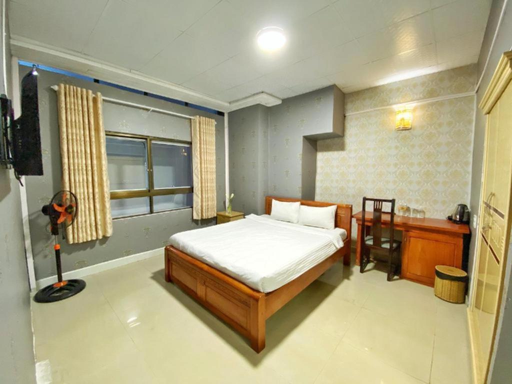 Gold Night Hotel Далат Экстерьер фото