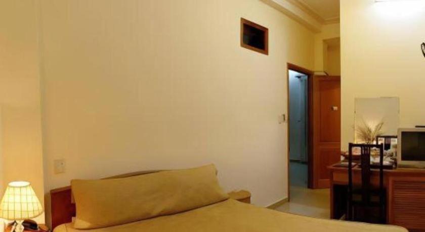 Gold Night Hotel Далат Экстерьер фото