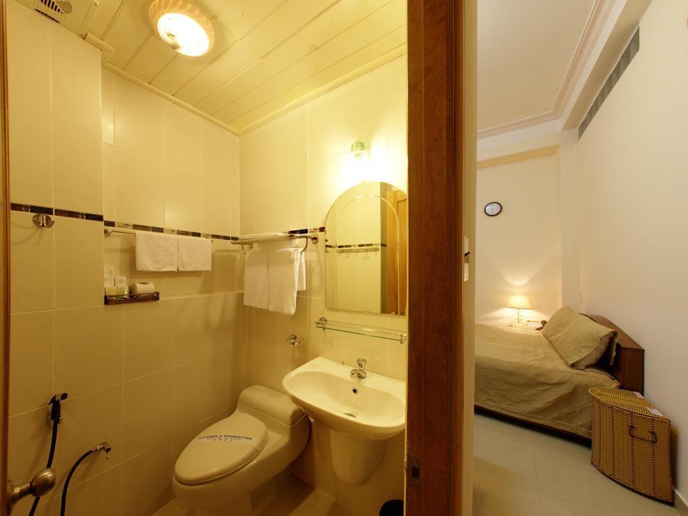 Gold Night Hotel Далат Экстерьер фото